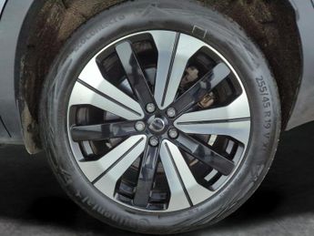 Volvo C40 Recharge 69kWh Plus (231 ps) - CARPLAY - ACTIVE LANE ASSIST - KE