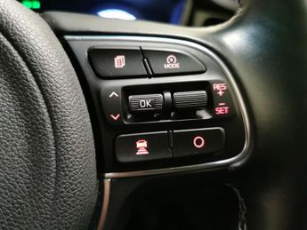 Kia Niro 64kWh 4 (201 bhp) - HEATED STEERING - LANE DEPARTURE  - HEAT PUM