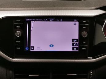 Volkswagen T-cross 1.0 TSI Active DSG (110 ps) - PARK SENSORS - AIR CON - DAB