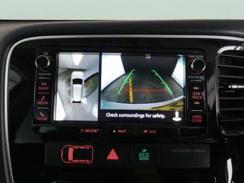 Mitsubishi Outlander 2.2 DI-D 4 4WD (147 ps) - HEATED LEATHER - HEATED STEERING