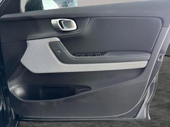 Polestar Polestar 2 Single Motor 69kWh Standard Range Fastback FWD (231 ps) - PARK A