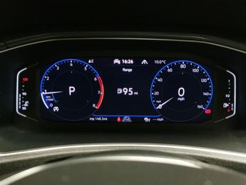 Volkswagen T-Roc 1.5 TSI GPF EVO SEL DSG (150 ps) - BLUETOOTH - DIGITAL DASH
