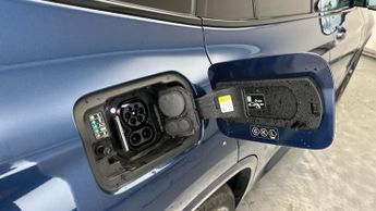 BMW iX3 80kWh M Sport (286 ps) - LEATHER - HEATED SEATS - HEATED STEERIN