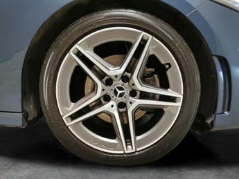 Mercedes-Benz A Class 1.3 A180 AMG Line (Executive) 7G-DCT (136 ps) - HEATED LEATHER