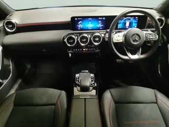Mercedes-Benz A Class 1.3 A180 AMG Line (Executive) 7G-DCT (136 ps) - HEATED LEATHER