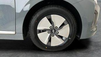 Hyundai Ioniq 1.6 h-GDi Premium DCT (141 ps) - LANE DEPARTURE  - BLUETOOTH - C