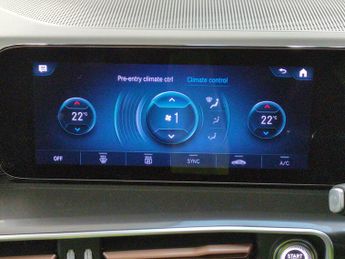 Mercedes-Benz EQC EQC 400 80kWh Sport 4MATIC (408 ps) - HEATED LEATHER - MIRROR PA