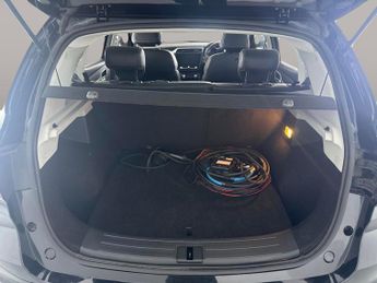 MG MG ZS 44.5kWh Exclusive (143 ps) - CARPLAY - KEYLESS ENTRY - NAV