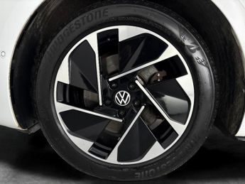 Volkswagen ID.3 Pro 58kWh Family (145 ps) - NAV - ASSISTANCE PACK - COMFORT PACK