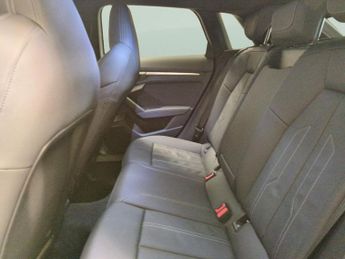Audi A3 1.4 TFSIe 40 S line Sportback Plug-in S Tronic 13kWh (204 ps) - 
