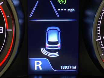 Suzuki Swift 1.2 Dualjet MHEV SZ5 CVT (83 ps) - LANE DEPARTURE  - BLUETOOTH