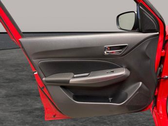 Suzuki Swift 1.2 Dualjet MHEV SZ5 CVT (83 ps) - LANE DEPARTURE  - BLUETOOTH