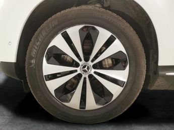 Mercedes-Benz EQC EQC 400 80kWh Sport 4MATIC (408 ps) - HEATED LEATHER - MIRROR PA