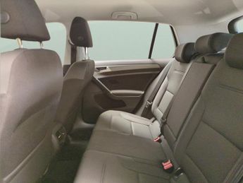 Volkswagen E-golf 35.8kWh e-Golf (136 ps) - LED - BLUETOOTH - PARK SENSORS