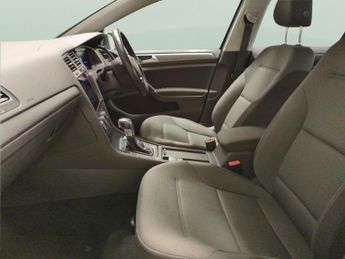 Volkswagen E-golf 35.8kWh e-Golf (136 ps) - LED - BLUETOOTH - PARK SENSORS