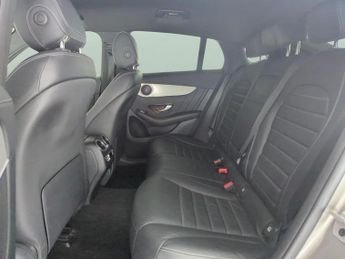 Mercedes-Benz GLC 2.0 GLC220d AMG Line Coupe G-Tronic+ 4MATIC (194 ps) - HEATED LE