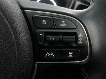 Kia Niro 64kWh 2 (201 bhp) - BLUETOOTH - COMFORT ACCESS - PADDLE SHIFT