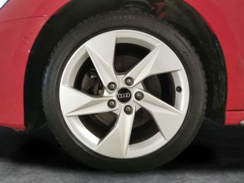 Audi A3 1.4 TFSIe 40 S line Sportback Plug-in S Tronic 13kWh (204 ps) - 