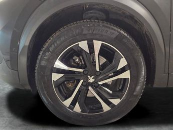 Peugeot E-2008 50kWh GT (7kW Charger) (136 ps) - LED - REVERSE CAM - NAV