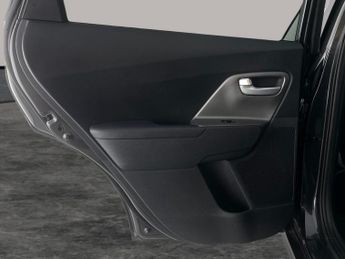 Kia Niro 64kWh 2 (201 bhp) - BLUETOOTH - COMFORT ACCESS - PADDLE SHIFT