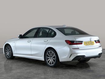 BMW 3 Series 2.0 330e 12kWh M Sport Plug-in (292 ps) - ACOUSTIC GLAZING