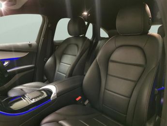 Mercedes-Benz EQC EQC 400 80kWh Sport 4MATIC (408 ps) - HEATED LEATHER - MIRROR PA