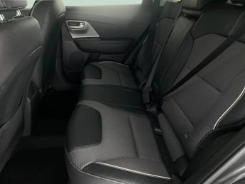 Kia Niro 64kWh 2 (201 bhp) - BLUETOOTH - COMFORT ACCESS - PADDLE SHIFT