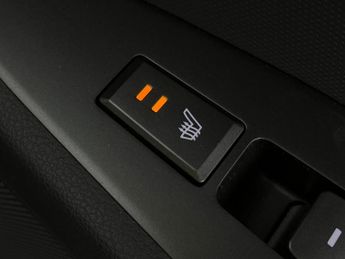 Hyundai Ioniq 38.3kWh Premium SE (136 ps) - LED - REVERSE CAM - NAV