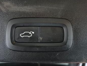 Volvo XC40 Recharge 69kWh Core (231 ps) - ACTIVE LANE ASSIST - CARPLAY - PA