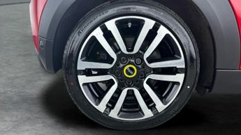 Mini Electric Hatch Cooper SE 32.6kWh Level 2 (184 ps) - STORAGE COMPARTMENT PACK