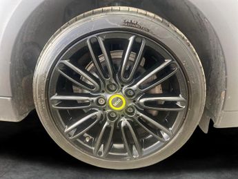 Mini Electric Hatch Cooper SE 32.6kWh Level 2 (184 ps) - HEATED SEATS - NAV