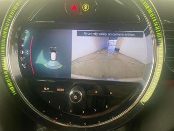 Mini Electric Hatch Cooper SE 32.6kWh Level 2 (184 ps) - HEATED SEATS - NAV