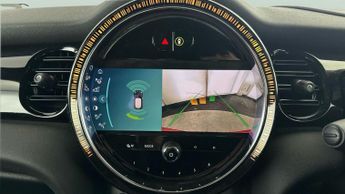 Mini Electric Hatch Cooper SE 32.6kWh Level 3 (184 ps) - HEATED SEATS - INTERIOR LIG