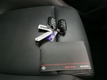 MG MG ZS 72.6kWh Trophy Long Range (156 ps) - KEYLESS ENTRY - LED - REVER