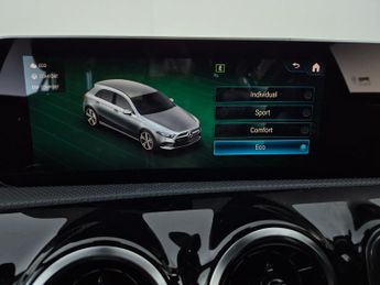 Mercedes-Benz A Class 1.5 A180d Sport (Executive) 7G-DCT (116 ps) - COMFORT PACK