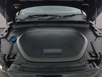 Volvo XC40 Recharge 69kWh Core (231 ps) - BLACK ROOF RAILS - ACTIVE LANE AS