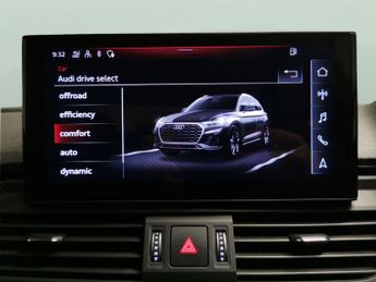 Audi Q5 2.0 TFSIe 50 S line Plug-in S Tronic quattro 17.9kWh (299 ps) - 