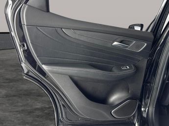 MG Mg Hs 1.5 T-GDI 16.6kWh Exclusive Plug-in (258 ps) - ACTIVE LANE ASSIS