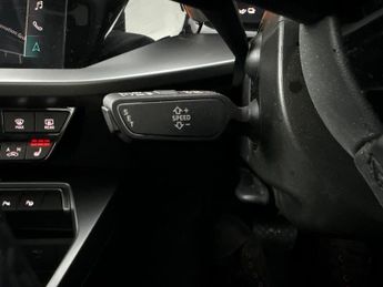 Audi A3 40 TFSI e Sport S Tronic [Comfort+Sound] - MMI NAV PLUS - CARPLA