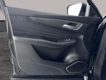 MG Mg Hs 1.5 T-GDI 16.6kWh Exclusive Plug-in (258 ps) - ACTIVE LANE ASSIS