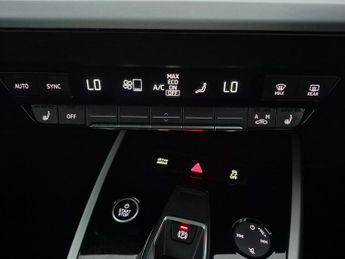 Audi Q4 E-tron 35 Sport 55kWh (170 ps) - CARPLAY - ACTIVE LANE ASSIST - LED