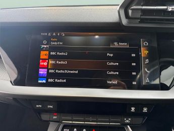 Audi A3 1.5 TFSI 35 S line S Tronic (150 ps) - LEATHER - DAB - BLUETOOTH