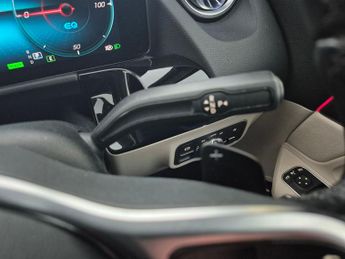 Mercedes-Benz EQA EQA 250 66.5kWh Sport (190 ps) - LED - REVERSE CAM - NAV