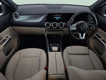 Mercedes-Benz EQA EQA 250 66.5kWh Sport (190 ps) - LED - REVERSE CAM - NAV