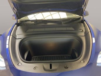 Tesla Model Y (Dual Motor) Long Range 4WDE (384 bhp) - HEATED STEERING