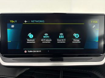 Peugeot E-2008 50kWh GT (136 ps) - BLIND SPOT ASSIST - LANE DEPARTURE  - WIFI