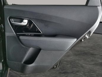 Kia Niro 64kWh 4+ (201 bhp) - LED - REVERSE CAM - NAV