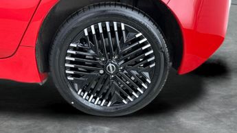 Nissan Leaf 59kWh e+ Tekna (217 ps) - LANE DEPARTURE  - CRUISE - 17IN ALLOYS