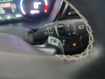 Kia Niro 64kWh 2 (201 bhp) - CRUISE - PADDLE SHIFT - 17IN ALLOYS