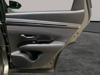 Hyundai Tucson 1.6 T-GDi MHEV SE Connect DCT (150 ps) - CRUISE - CLIMATE CONTRO